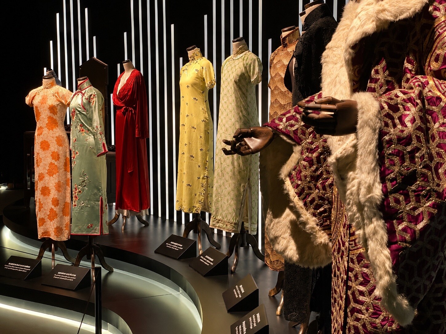 MINCHAO exhibition at the Aurora Museum, view 3